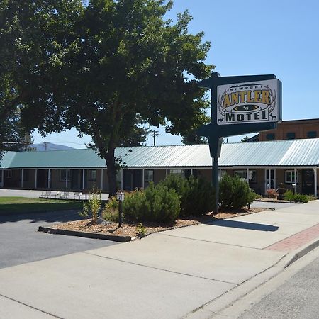 Newport Antler Motel Bagian luar foto